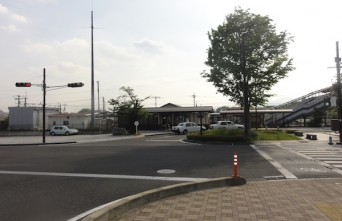 02_JR下野大沢駅前広場
