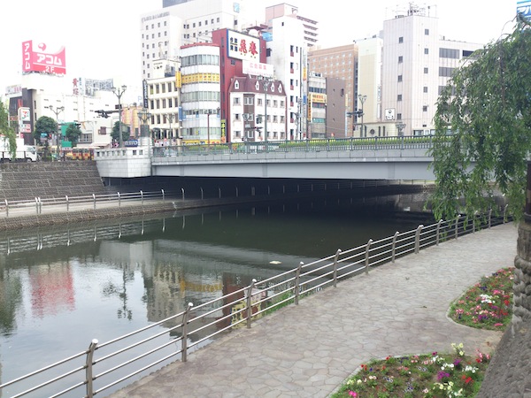 宮の橋の外観